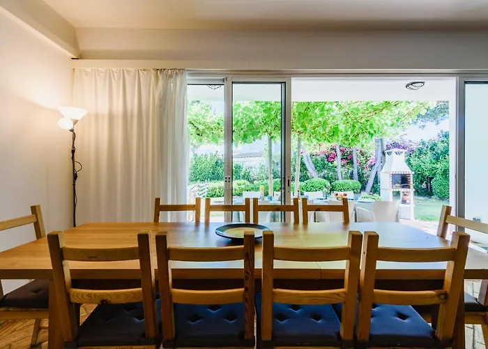 715 - Our Retreat 别墅 *