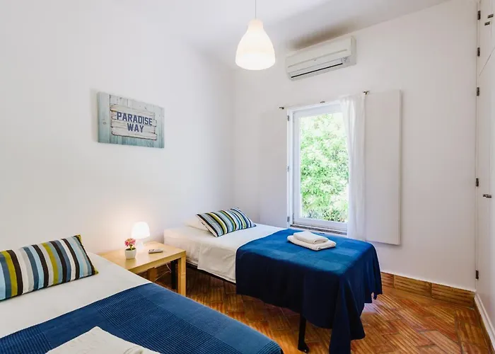 715 - Our Retreat * 阿尔布费拉